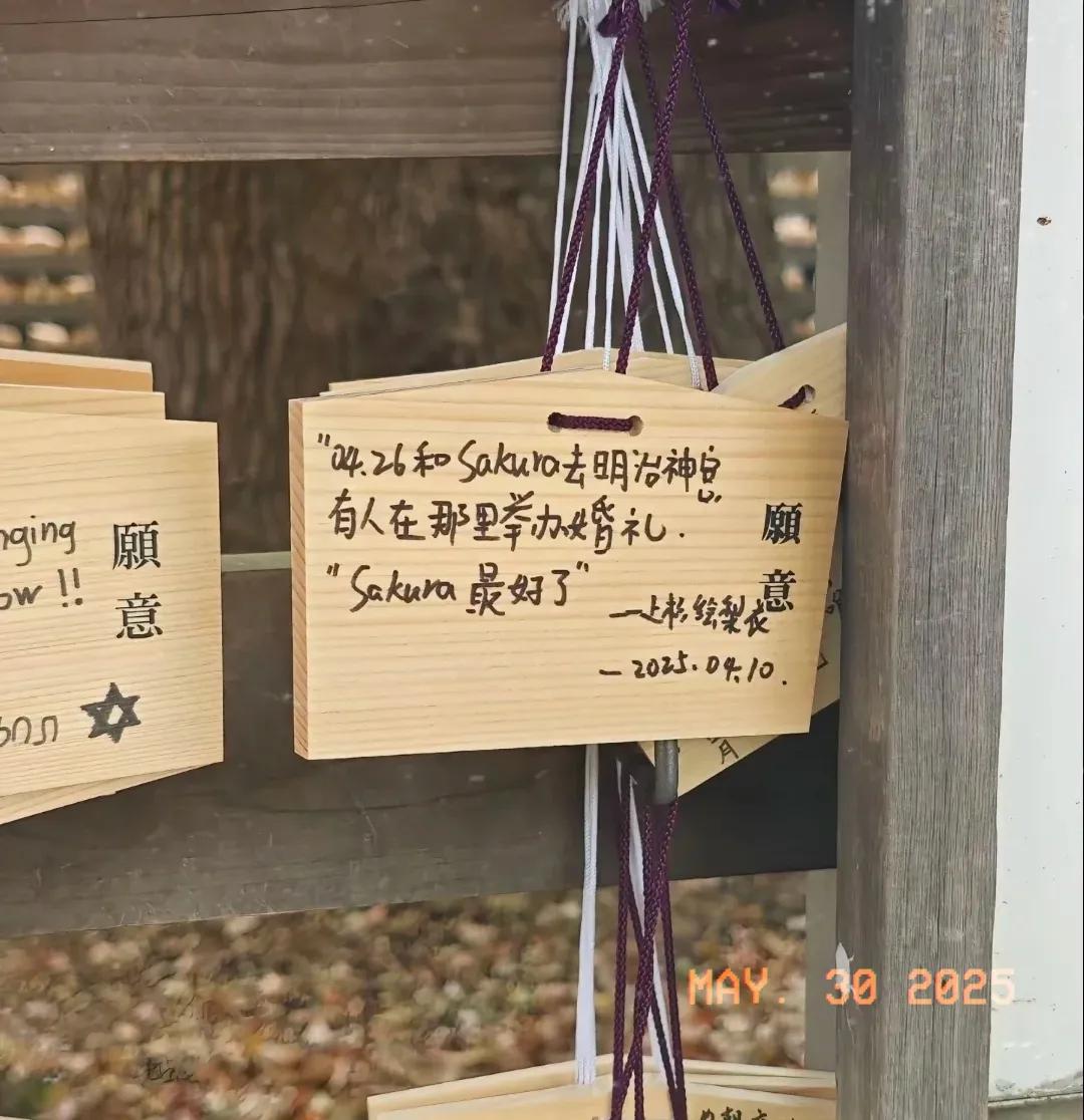 龙族1_江南创作天赋与商业化转型_龙族小说青少年受众分析